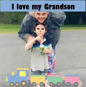 Meet your Posher, Caroline